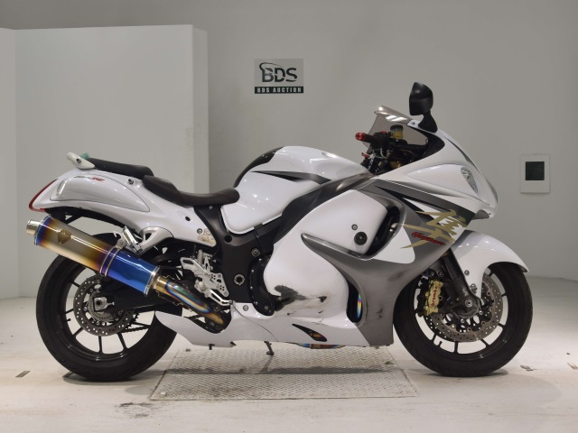 Suzuki GSX1300R HAYABUSA 2013