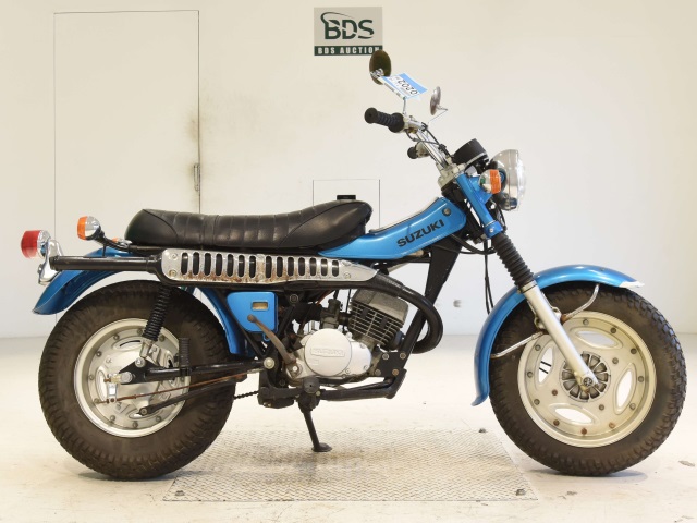 Suzuki RV125