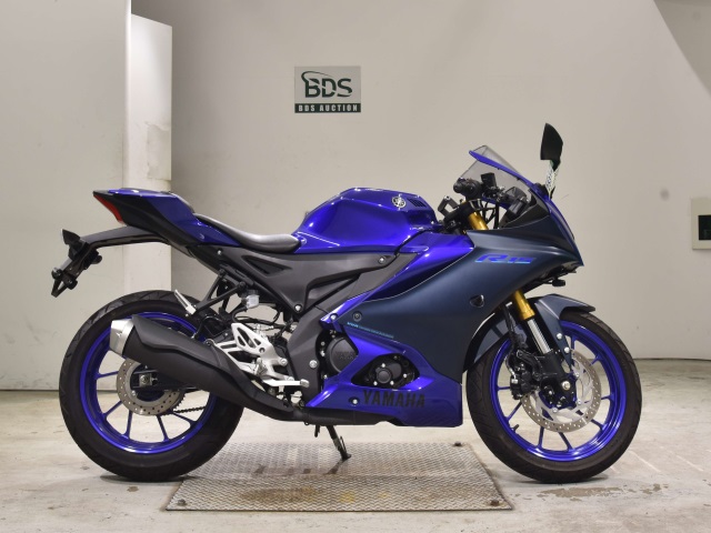 Yamaha YZF-R15 2023