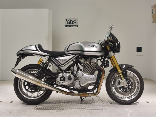 Norton ｺﾏﾝﾄﾞ961 CAFE RACER 2019