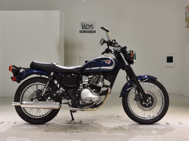 Kawasaki W230 2025