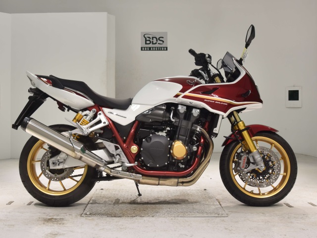 Honda CB1300SF BOLDOR 2022