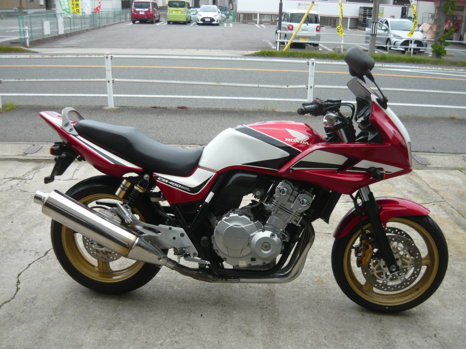 Honda CB400SFVA 2010