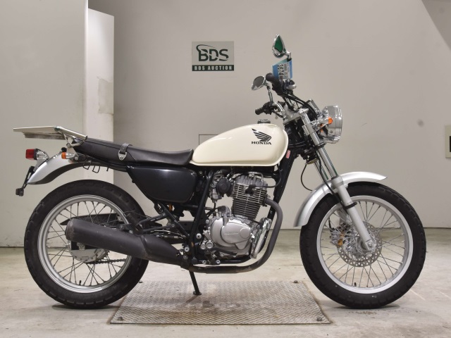 Honda CB223S 2008