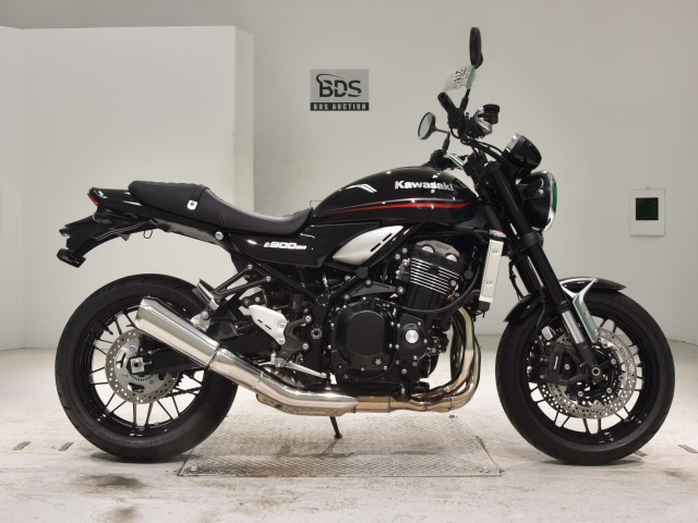 Kawasaki Z900RS 2023