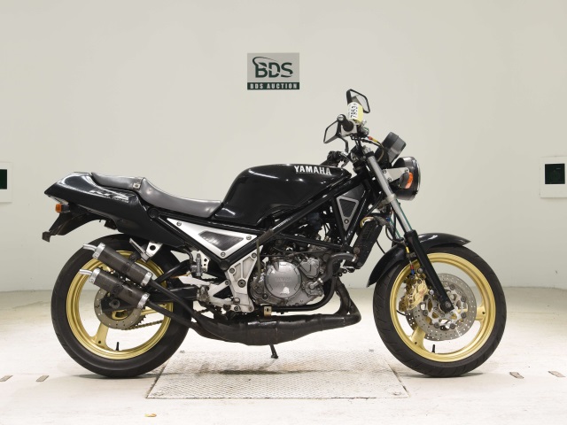 Yamaha R1-Z 1990
