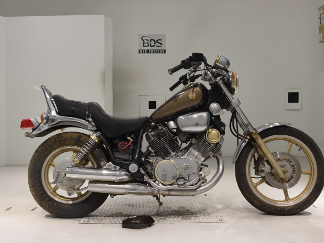 Yamaha VIRAGO XV750 1985