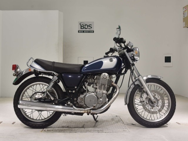 Yamaha SR400 2005