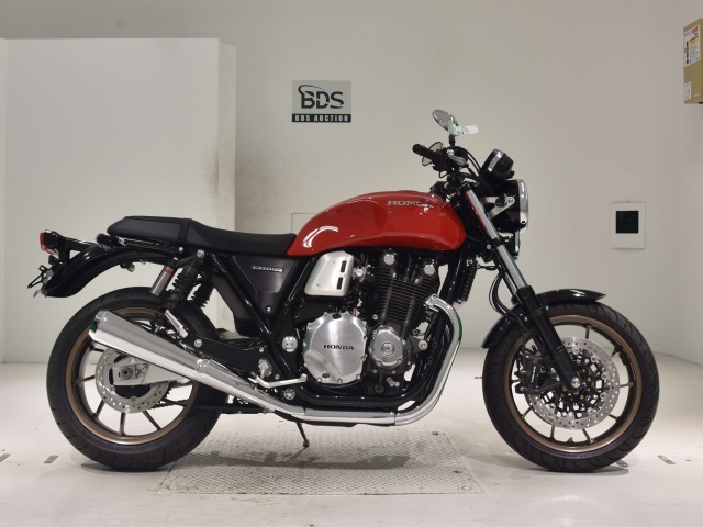 Honda CB1100RS 2022
