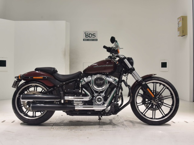 HD BREAKOUT FXBR1750 2017
