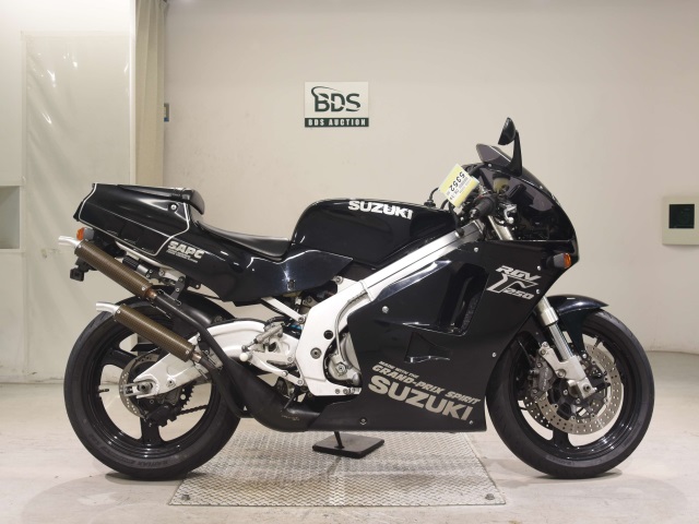 Suzuki RGV250