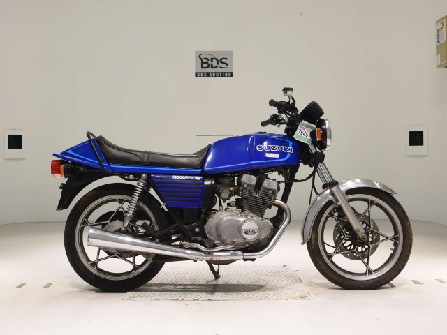 Suzuki GSX250E