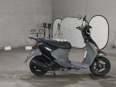Suzuki LETS4