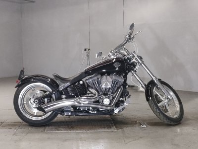 HD ROCKER C FXCWC1580 2010