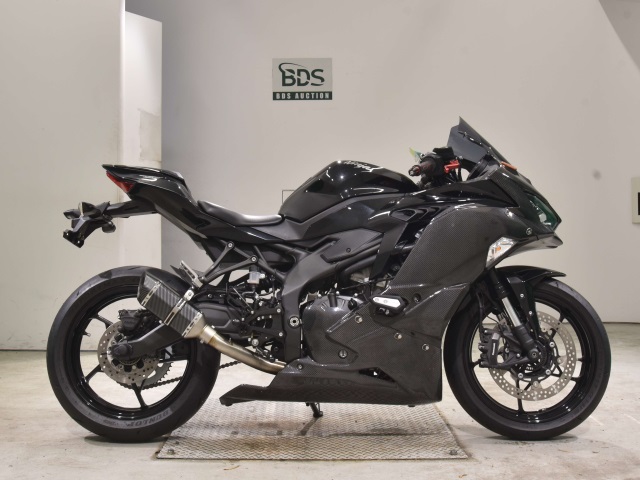 Kawasaki NINJA ZX-25R 2022