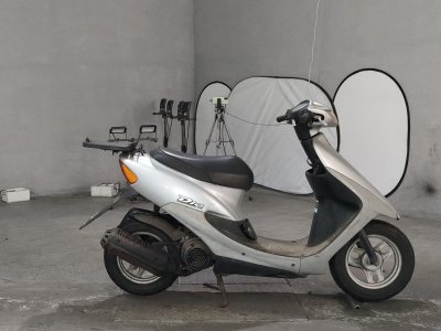 Honda DIO 2000