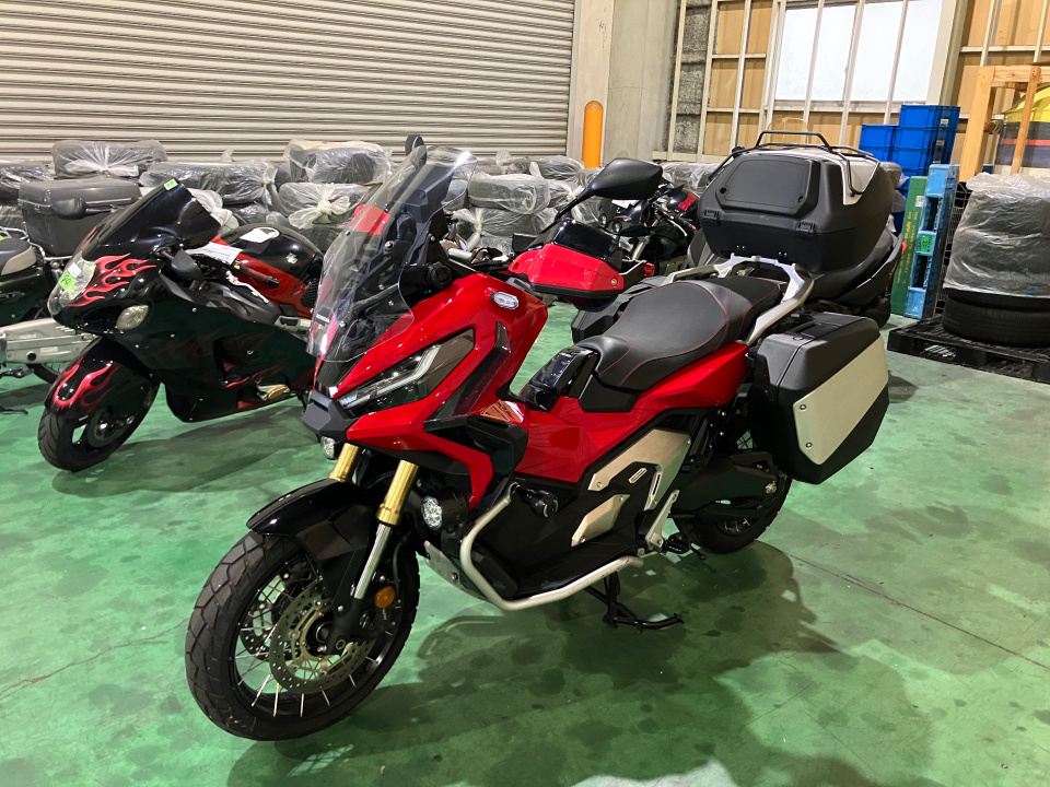Honda X-ADV750 2024