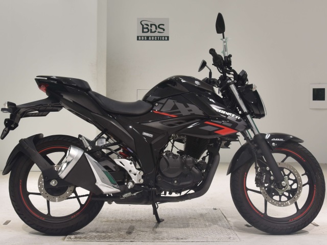 Suzuki GIXXER150