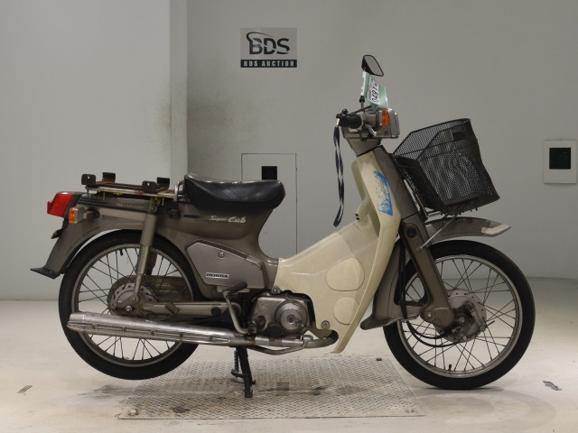 Honda C90-E 2005