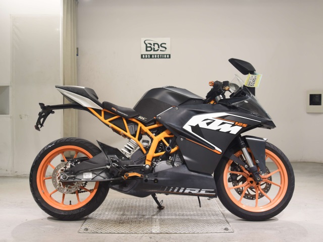 KTM RC 125 2015