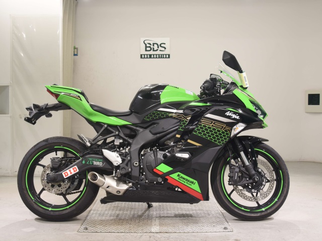 Kawasaki NINJA ZX-25R KRT 2021