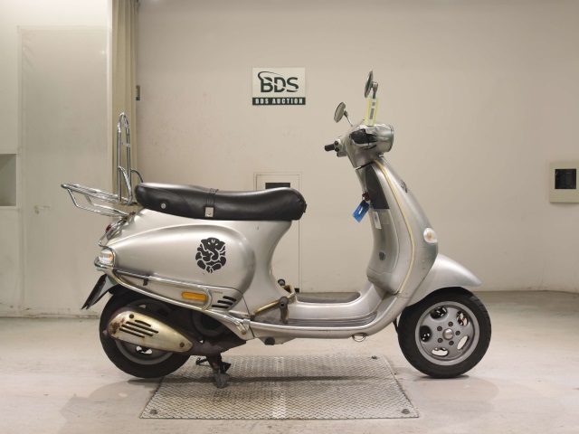 Vespa ET4