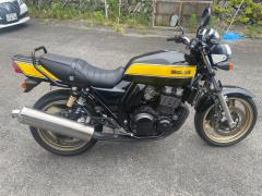 Kawasaki ZRX400 2011