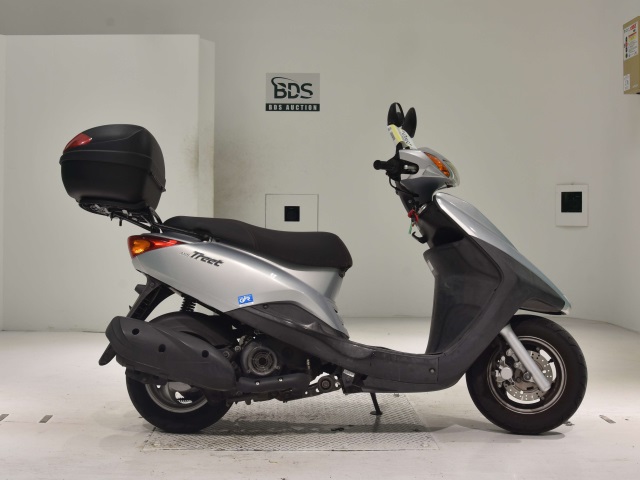 Yamaha AXIS125 2012