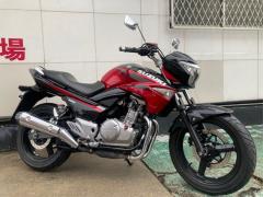 Suzuki GSR250