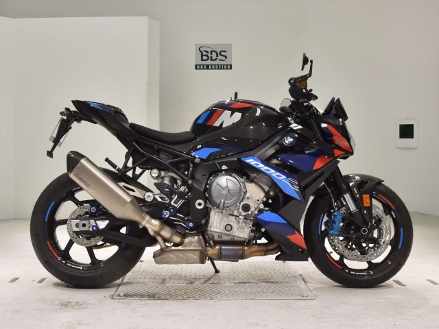 BMW M1000R 2023