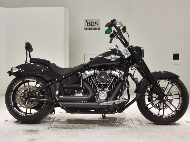 HD FATBOY FLFBS1868 2017