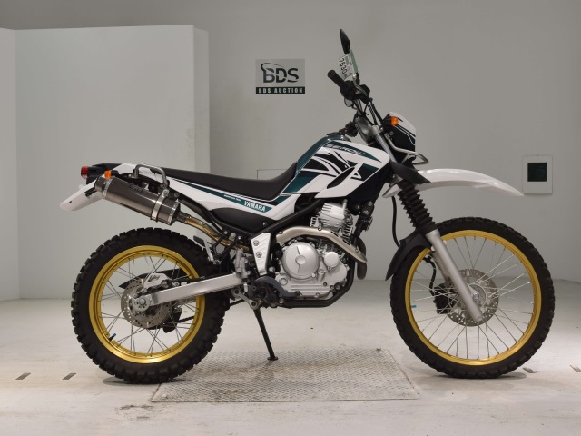 Yamaha SEROW XT250 2017