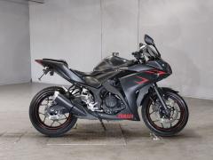Yamaha YZF-R25 2015