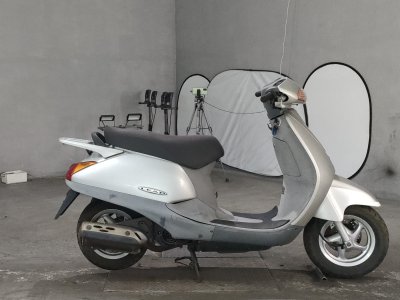 Honda LEAD100 2001
