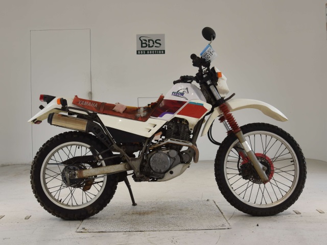Yamaha SEROW XT225 1989
