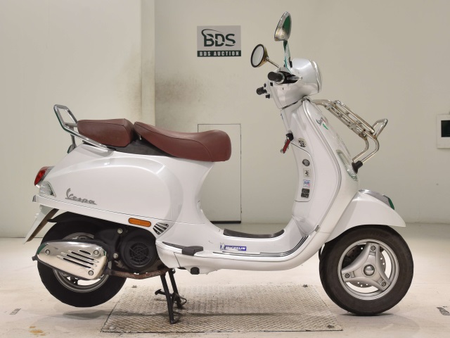 Vespa LX125 2025