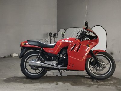 Suzuki GSX400E 2025