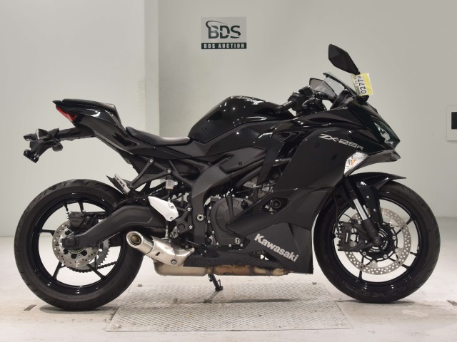 Kawasaki NINJA ZX-25R 2021