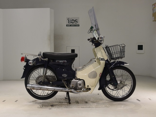 Honda C90 2001