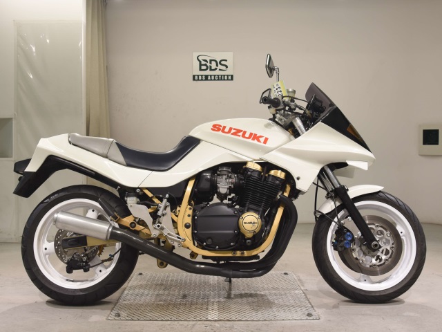 Suzuki GSX750S KATANA 1986