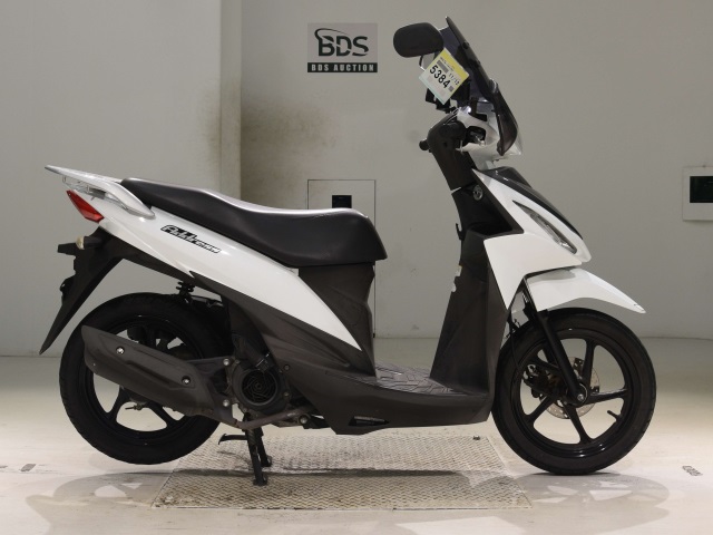 Suzuki ADDRESS V110