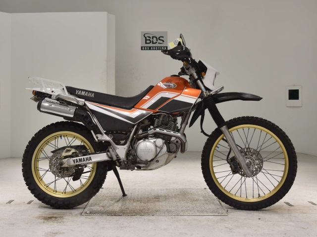 Yamaha SEROW XT225 2000