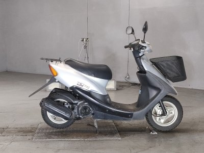 Honda DIO 2000