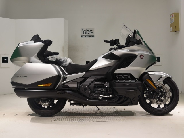 Honda GL1800 TOUR D 2025
