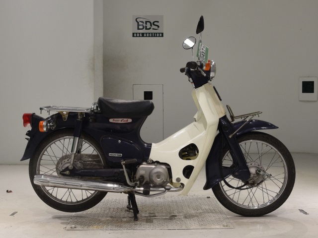 Honda C50 2005