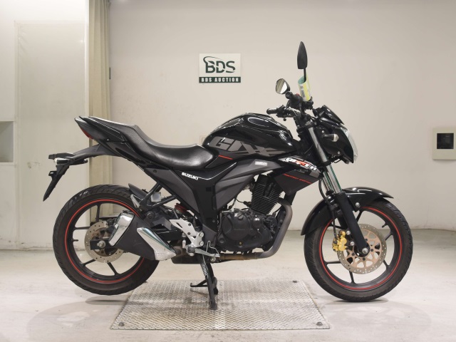 Suzuki GIXXER150