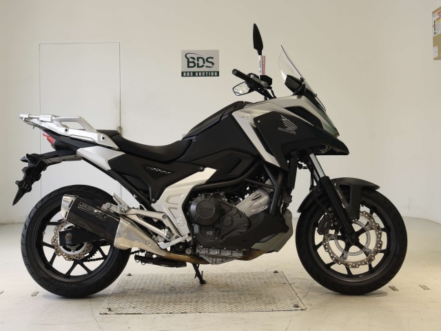 Honda NC750X 2021
