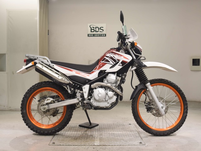 Yamaha SEROW XT250 2017