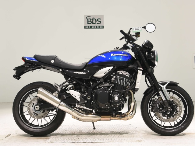Kawasaki Z900RS 2024