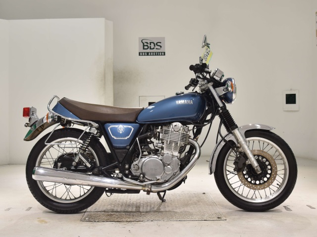 Yamaha SR400 2019
